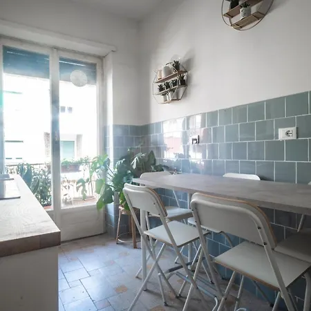 Cozysuites-vaticancity Apartment