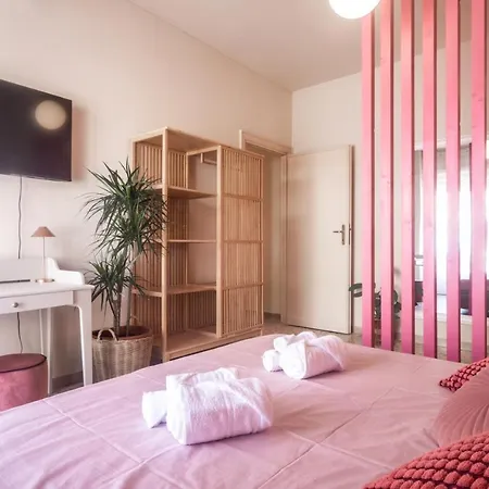Cozysuites-vaticancity Apartment *
